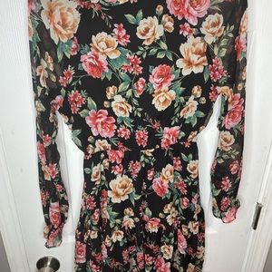 American Eagle Small long sleeve mini sheer sleeve